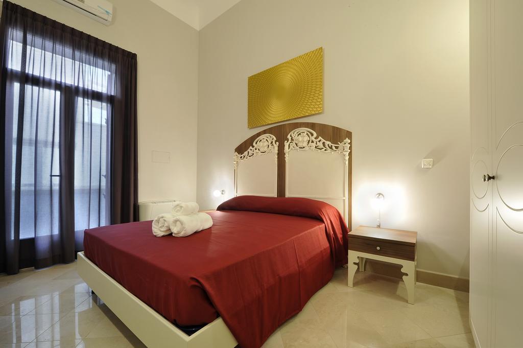 Palazzo Massari Ξενοδοχείο Λέτσε Εξωτερικό φωτογραφία
